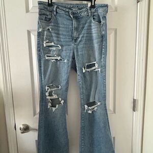 American Eagle Outfitters Women's Blue Distressed Jeans